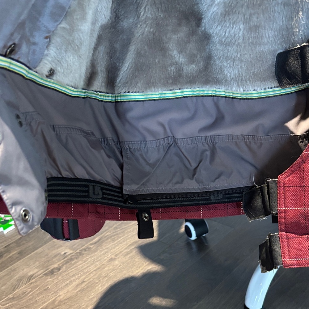 Burton Winter Jacket - Picture 3 of 4